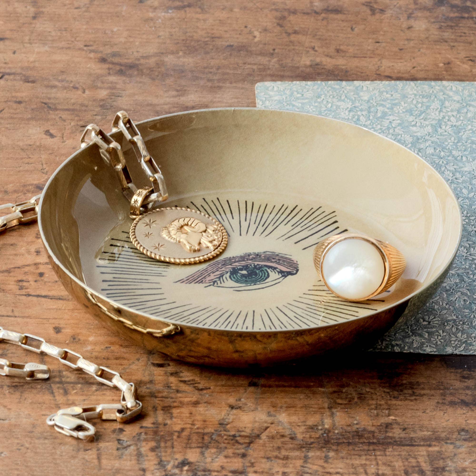 Round Enamel Tray, Eye