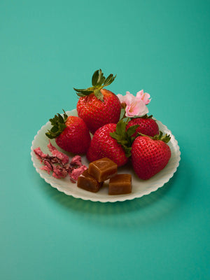 Strawberry Sakura Caramels Gift Box