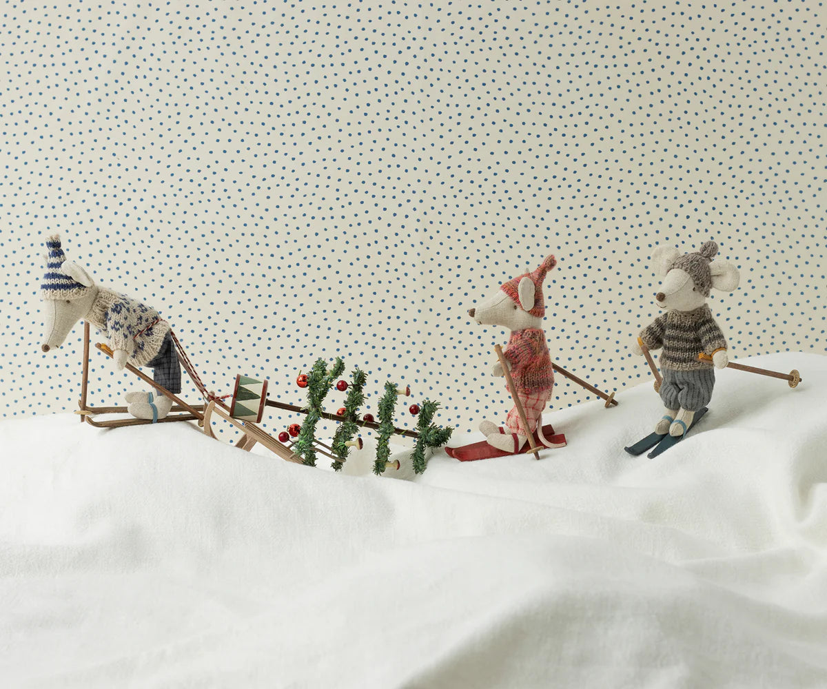 Winter Ski Mouse, Dad