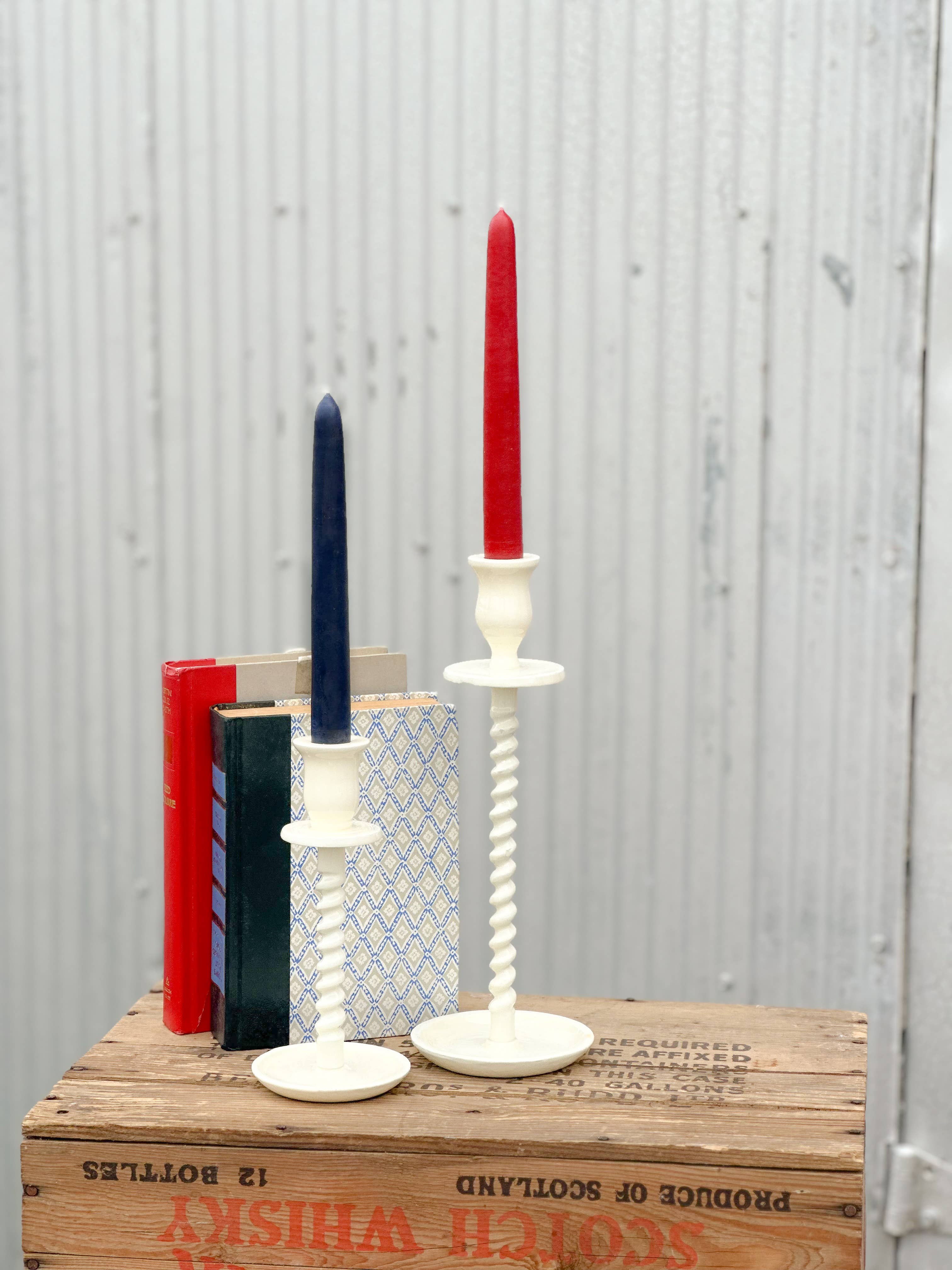 Corkscrew Taper Holder Off White Large