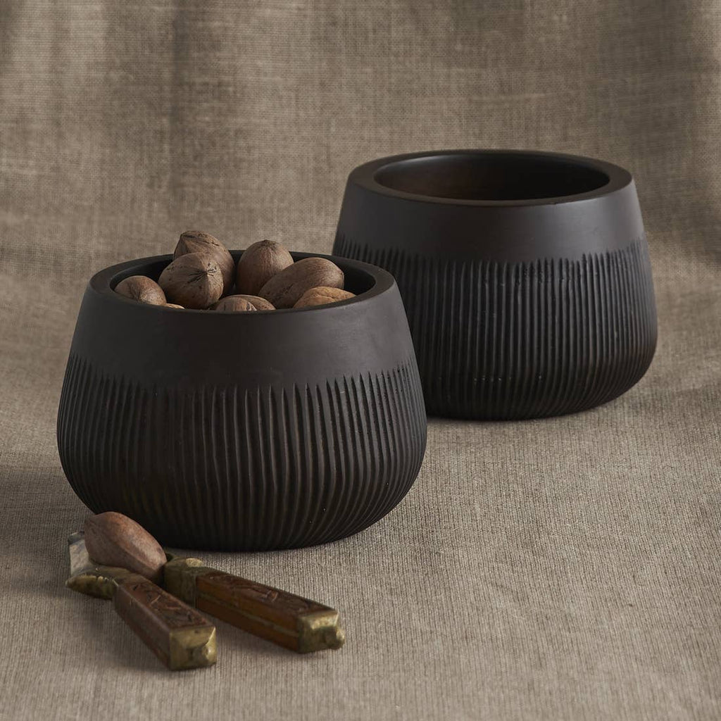 Black Wide Base Bowl