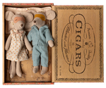 Mice in Cigar Box, Mum & Dad