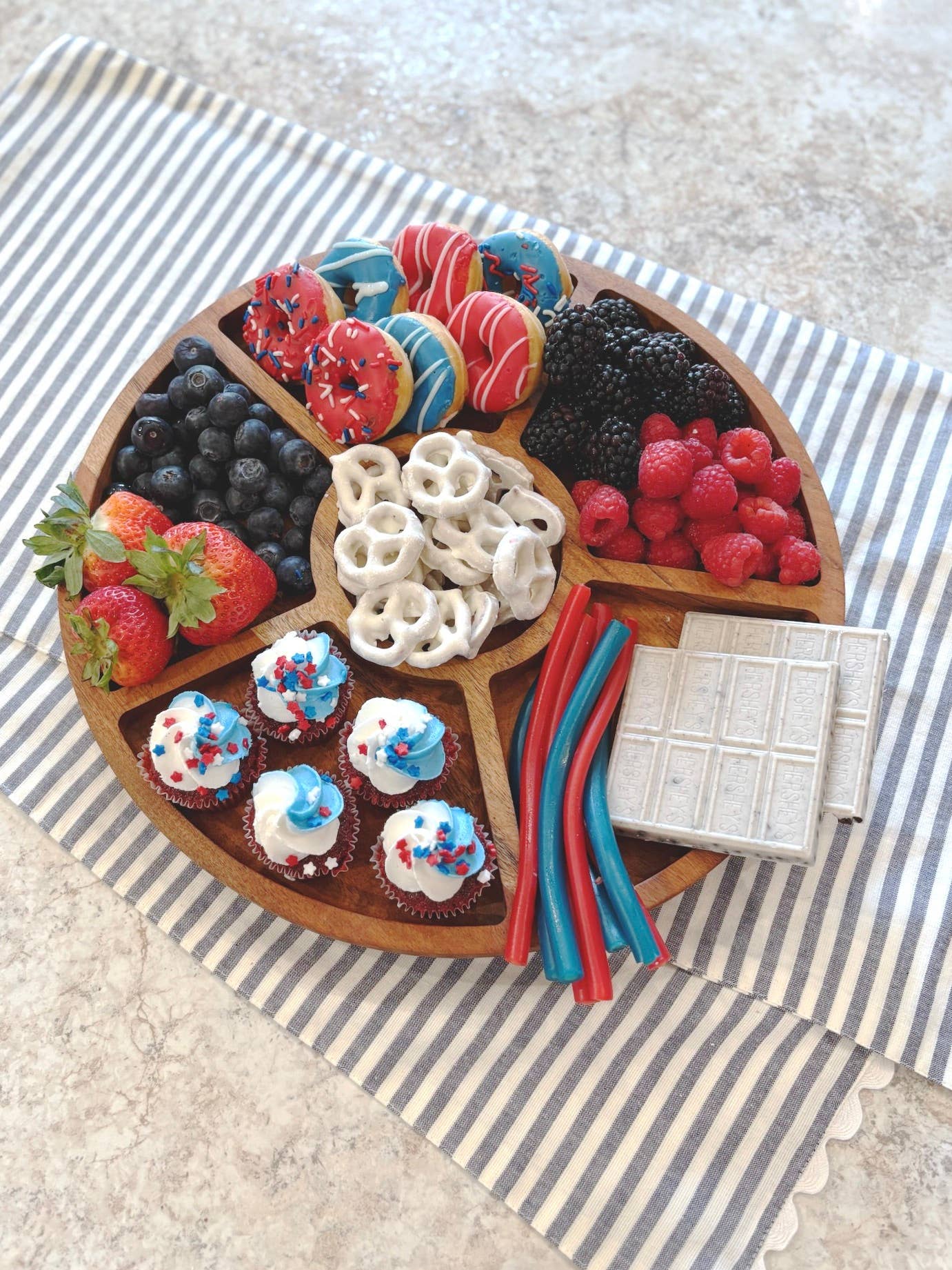 Small Divided Round Wood Tray