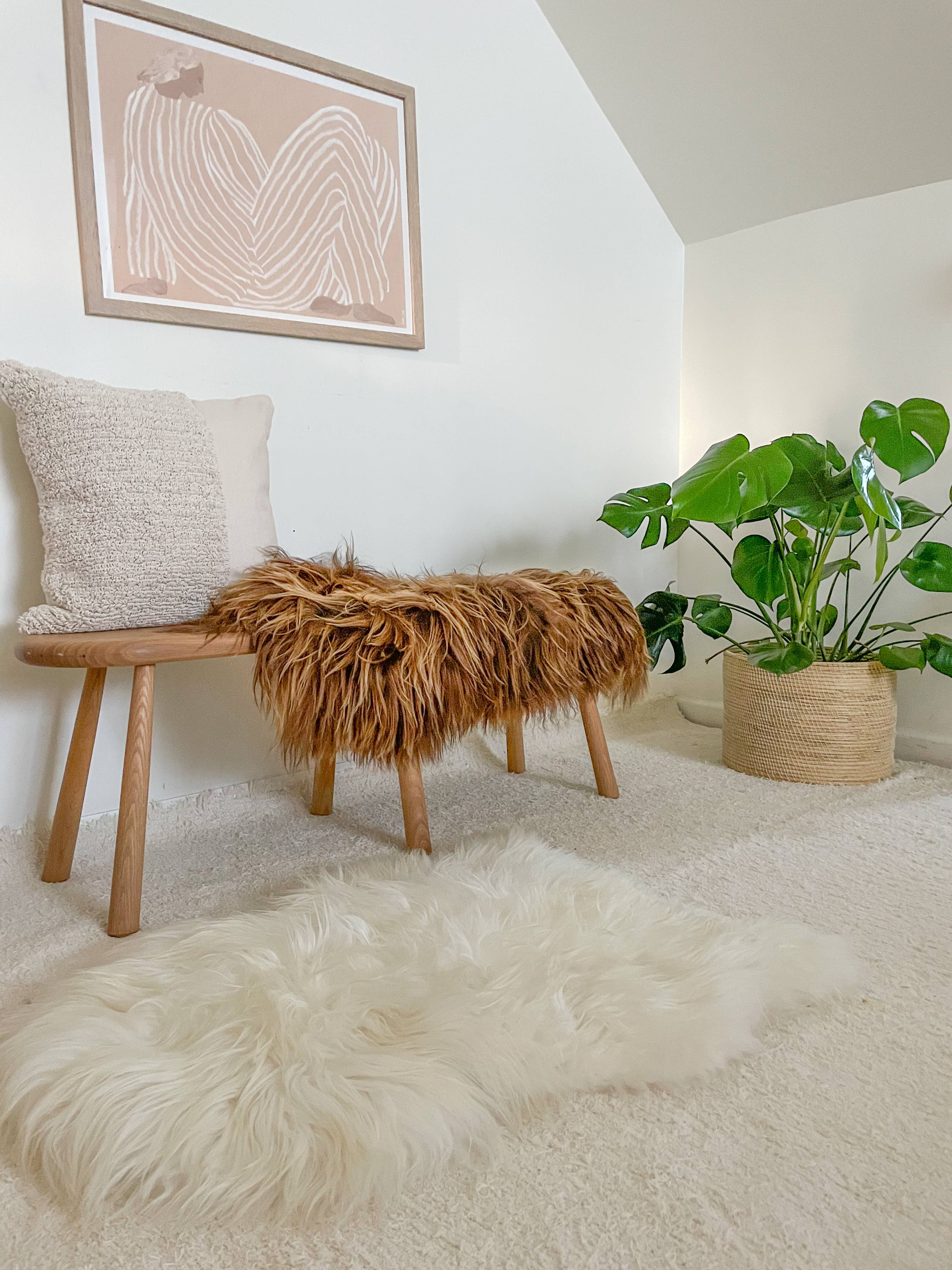 Lottie Icelandic Sheepskin, Large